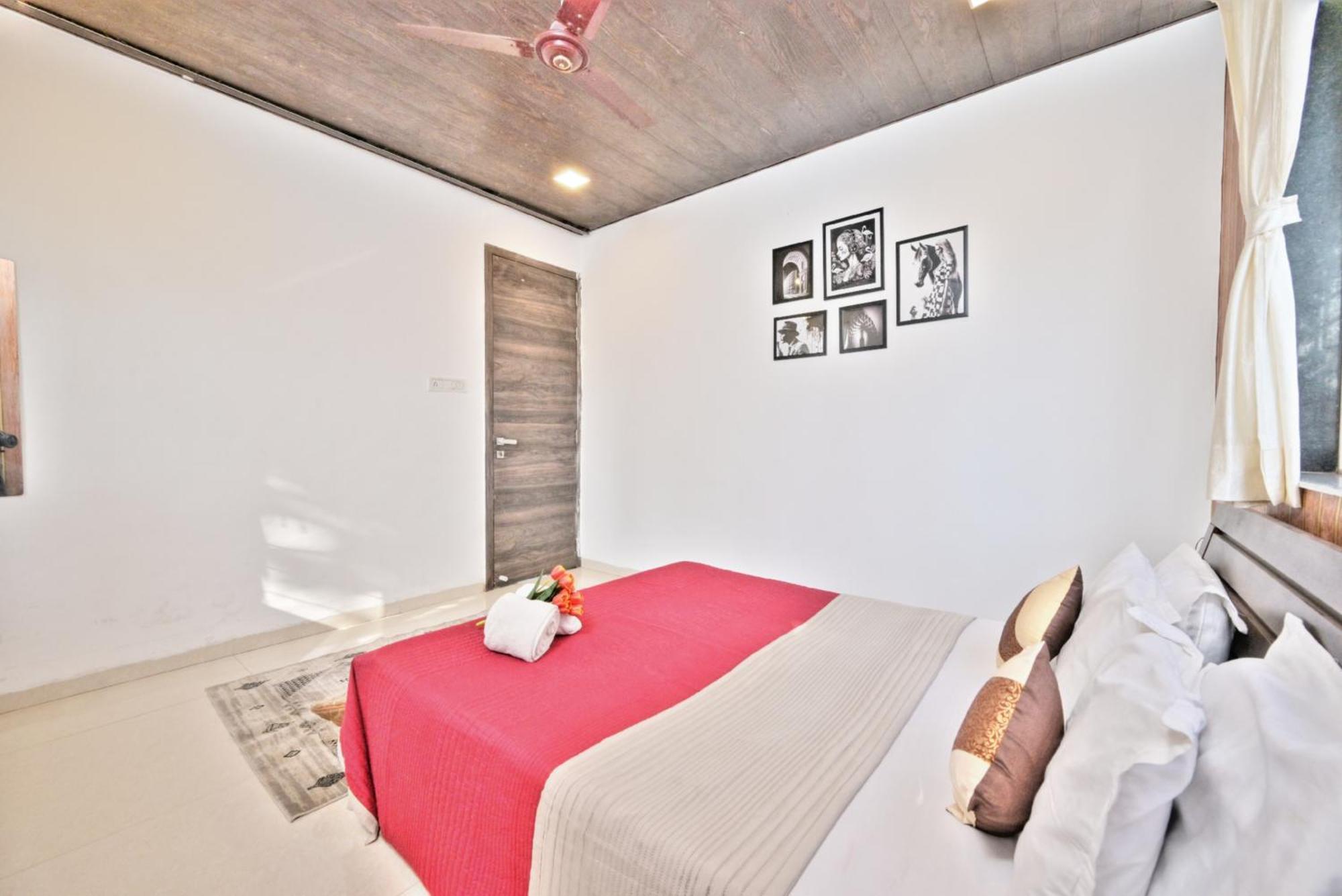 Ll Empyrean Stay Ll 4Bhk Ll Ac Ll Pool Ll Mystical Stone Villa Ll Lonavala Kültér fotó